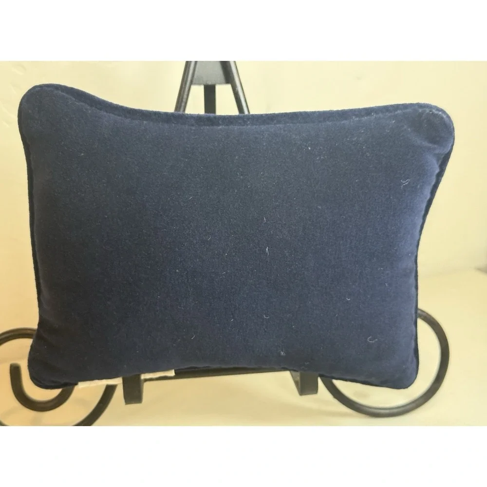 VTG Friends Are The Best Presents‎ Needlepoint Pillow Gift Velvet Accent Small